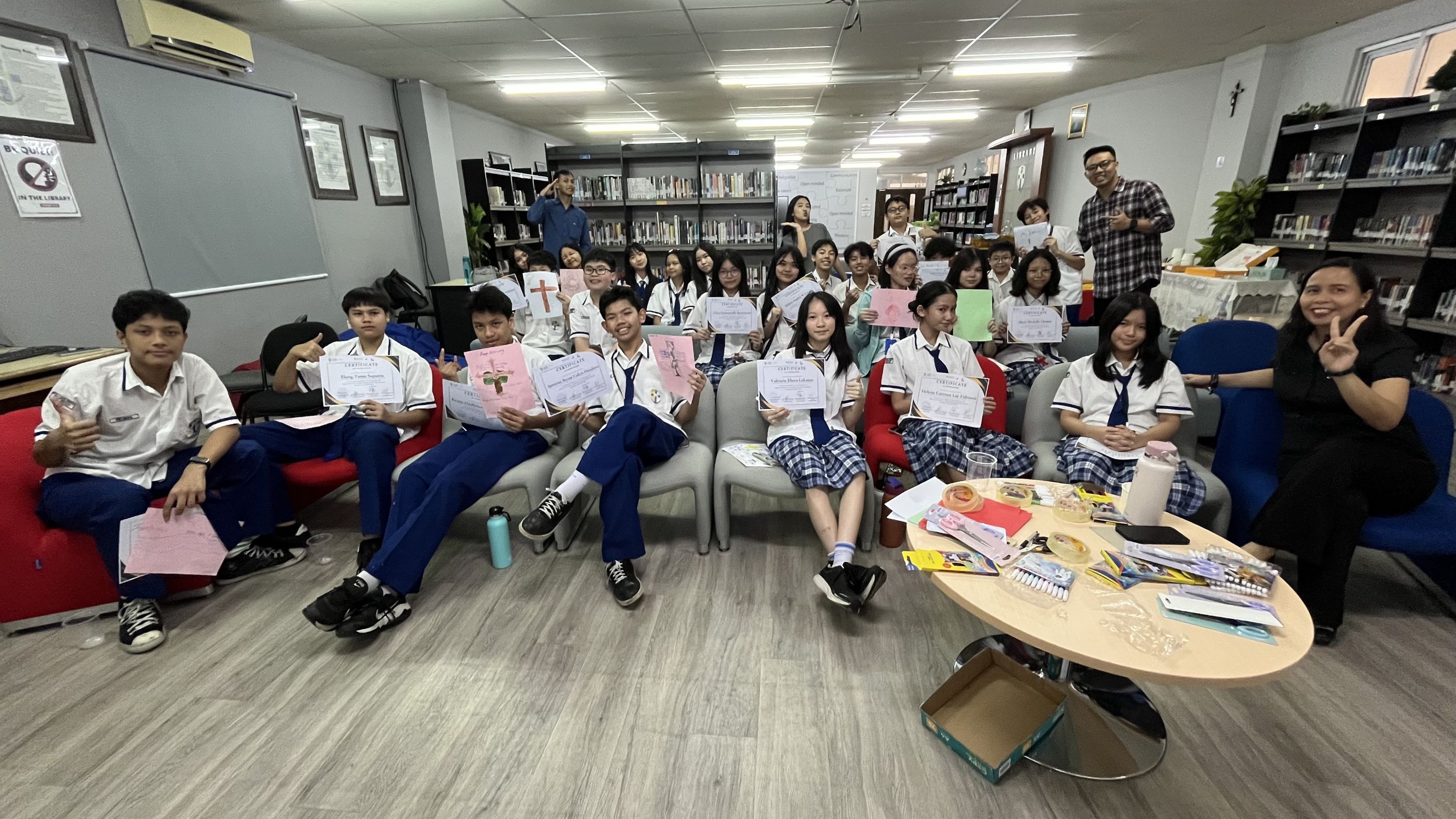 Menemukan Sukacita dan Arah di Tengah Kebisingan melalui Alpha Youth Series