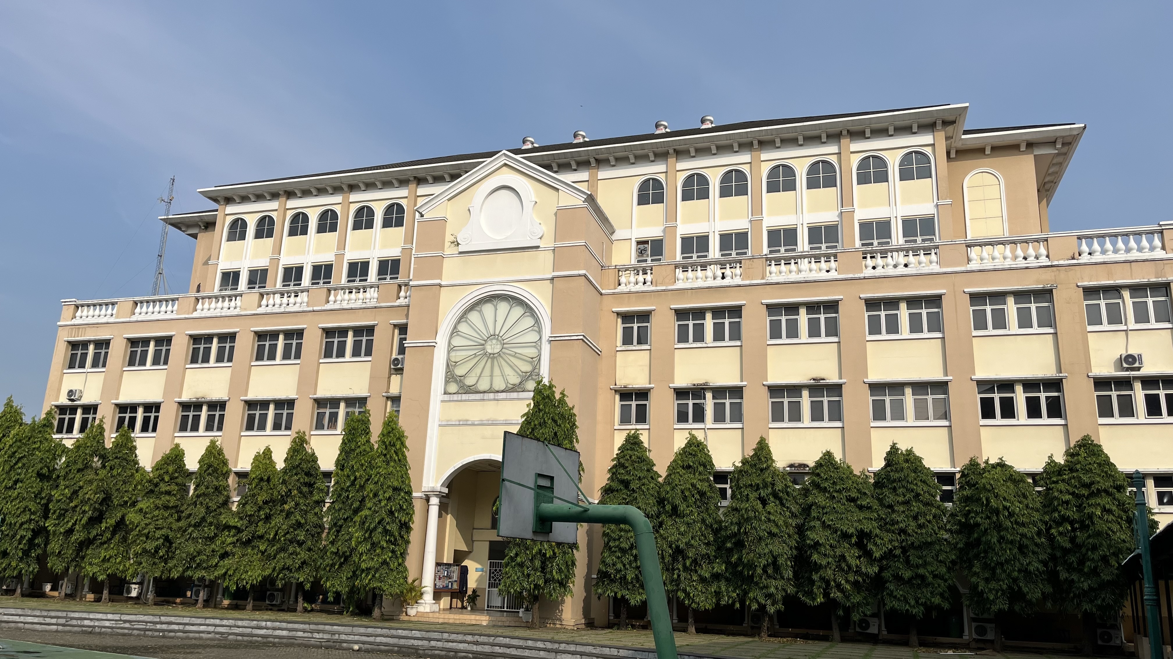 Stella Maris Gading Serpong Campus